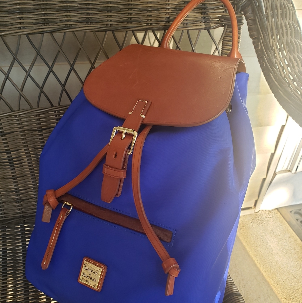 Beautiful Dooney & Bourke Nylon Allie Backpack French Blue 🔵💙